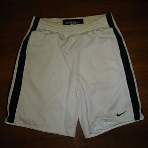 Nike Basketball XL White and Black Shorts!